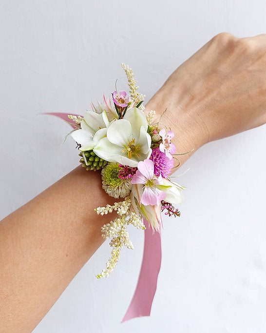 Julie, Wrist Corsage